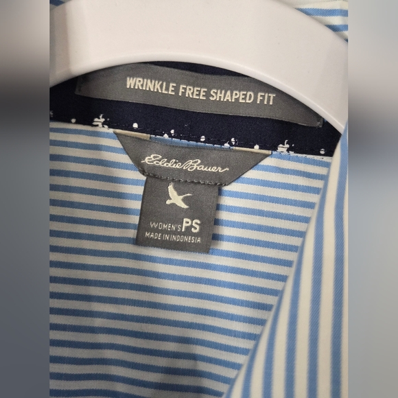 Eddie Bauer Light Blue Striped Button Down Shirt Wrinkle Free Shape Fit S Petite - Picture 3 of 5